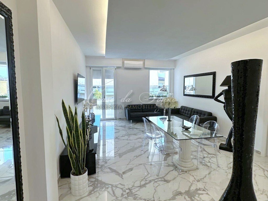 Apartment in Center, Forte dei Marmi, Tuscany 2 - 15768852