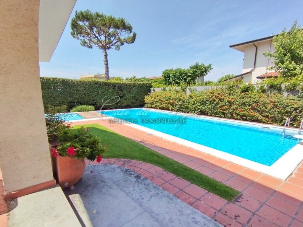 Villa in Center, Forte dei Marmi, Tuscany 5 - 15768461