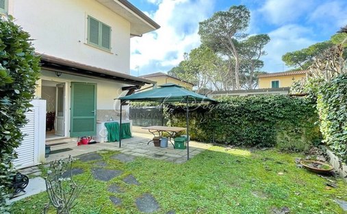 Villa in Center, Forte dei Marmi, Tuscany 1
