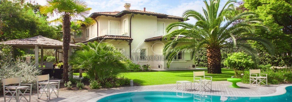 Villa in Center, Forte dei Marmi, Tuscany 1 - 15768634