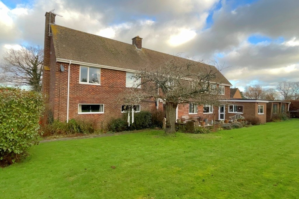 House in Sellindge, England 2 - 15768855