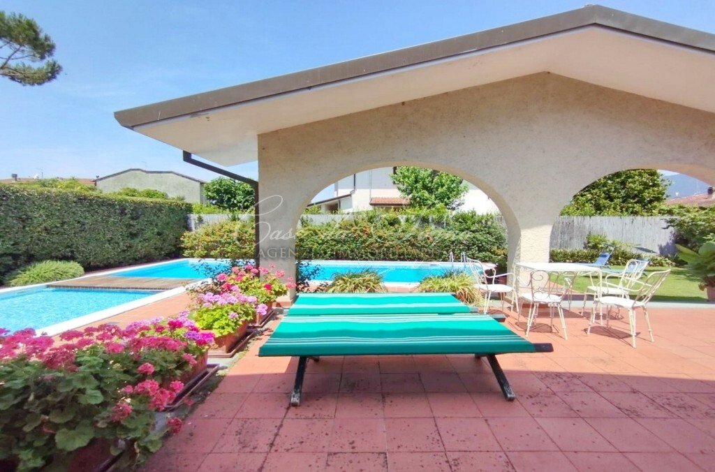 Villa in Center, Forte dei Marmi, Tuscany 2 - 15768461