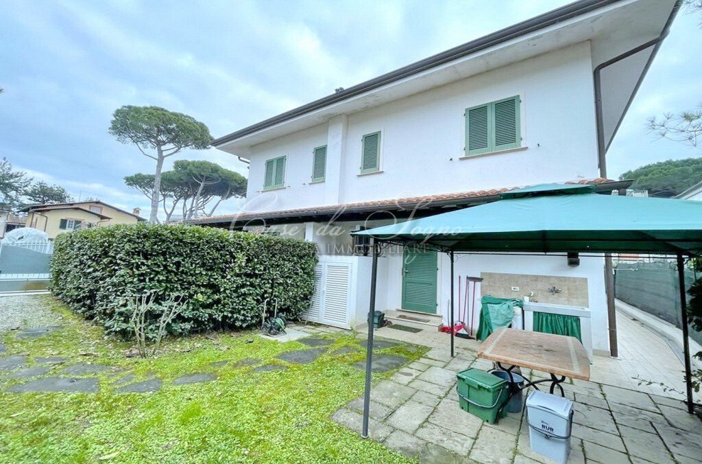 Villa in Center, Forte dei Marmi, Tuscany 2 - 15768377