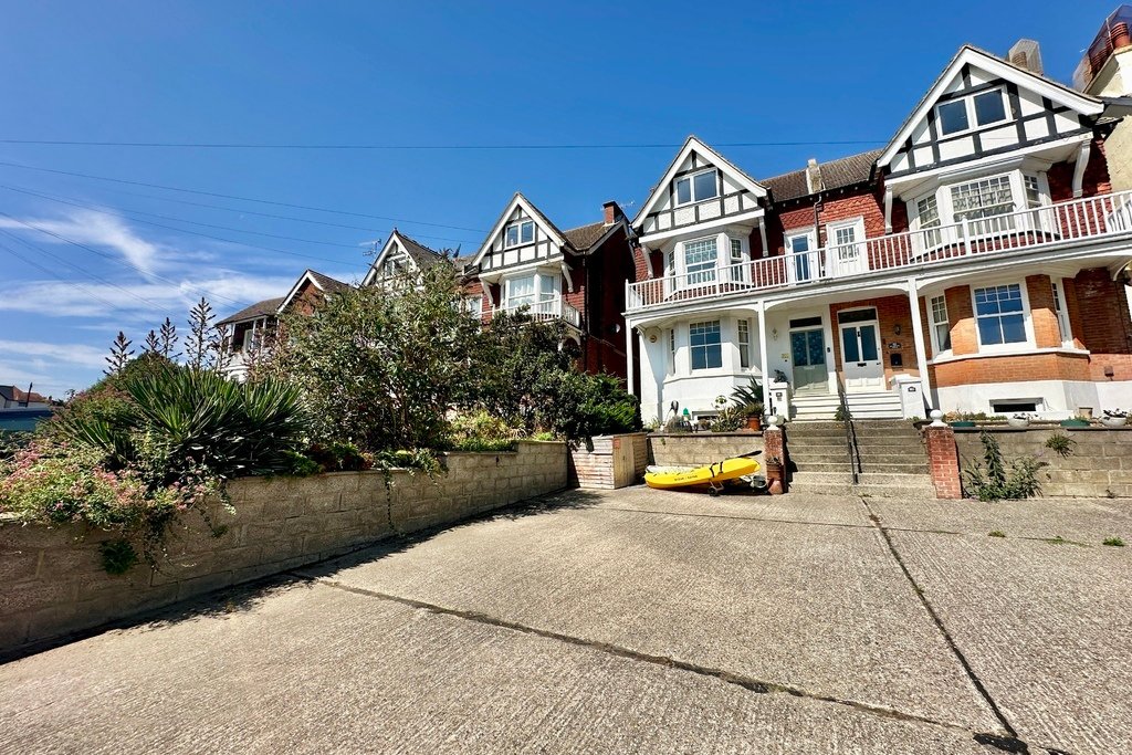 House in Seabrook, Hythe, England 1 - 15768773