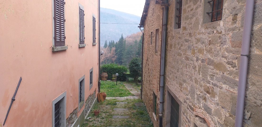 Country House in Dicomano, Tuscany, Italy 4 - 15768894
