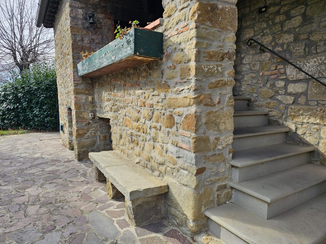 Country House in Borgo a Cascia, Reggello, Tuscany 5 - 15768621