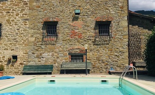 Country House in Borgo a Cascia, Reggello, Tuscany 1