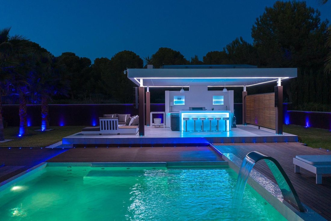 Villa in Rotes Velles, Calvia, Balearic Islands 3 - 15768202
