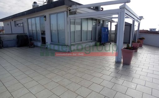 Apartment in Historic Center, Livorno, Tuscany 1