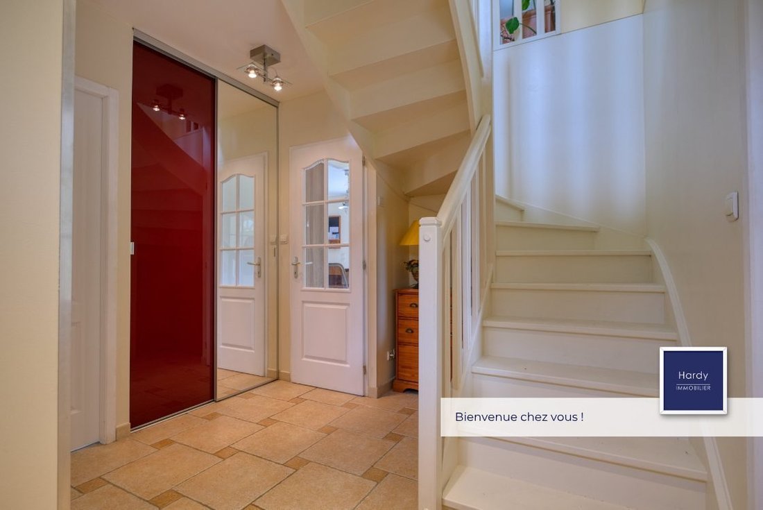 House in Osny, Ile-de-France, France 2 - 15768061