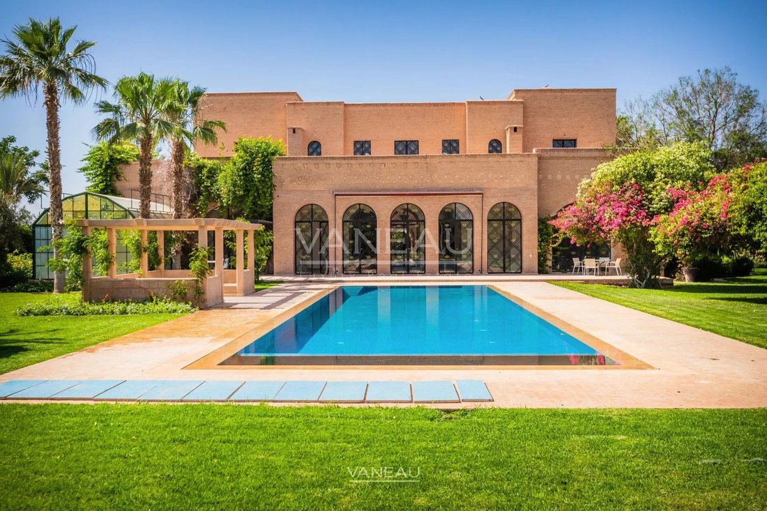 Villa in Annakhil, Marrakesh-Safi, Morocco 1 - 13780725