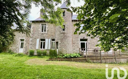 House in Loguivy-Plougras, Brittany, France 1