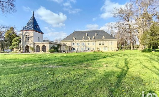 Saulce-sur-Rhône, Auvergne-Rhône-Alpes, France 1