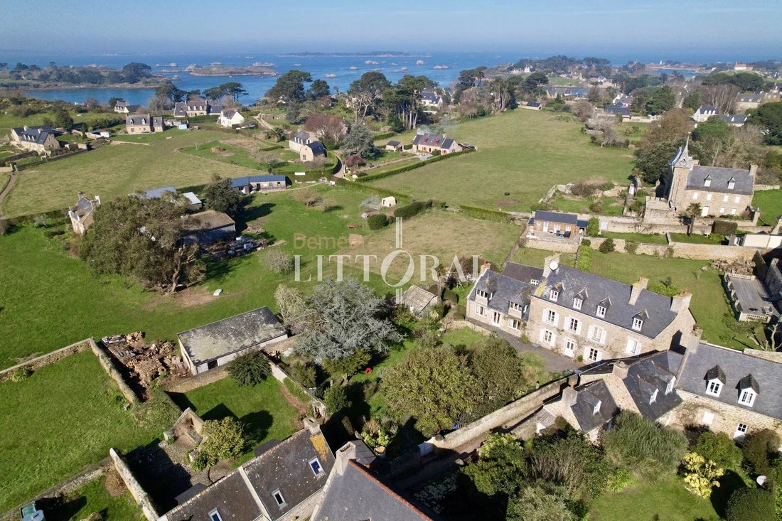 Estate in France 2 - 15302801