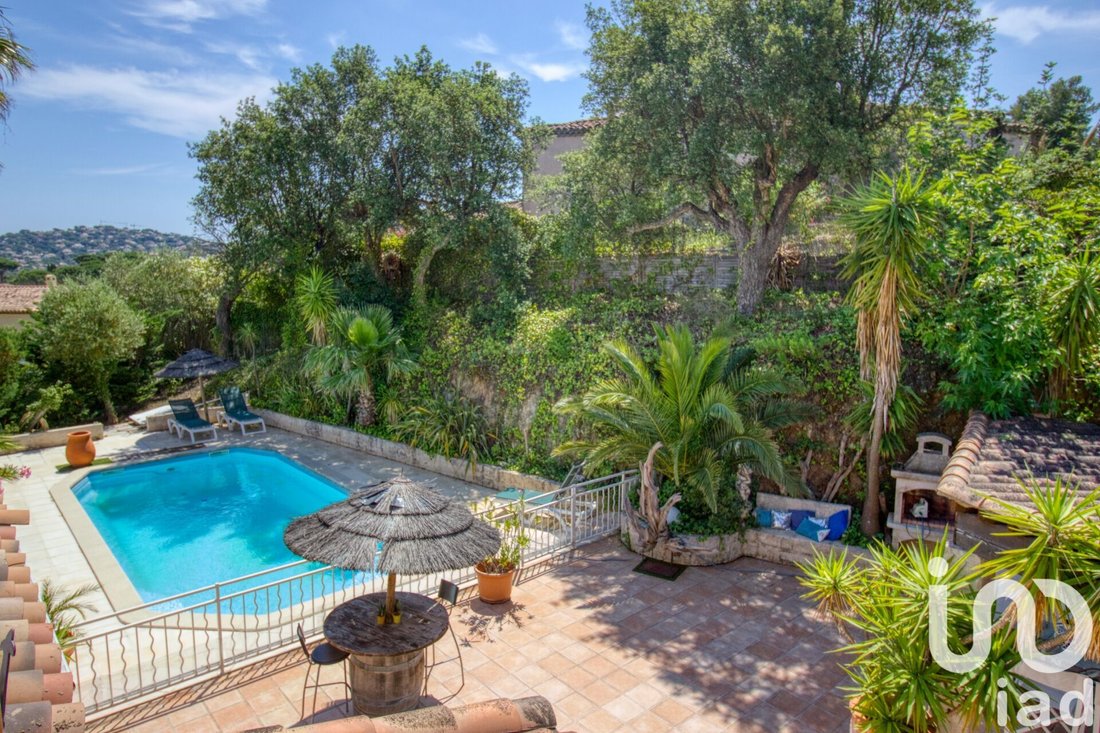 Casa en Sainte-Maxime, Provenza-Alpes-Costa Azul, Francia 2 - 15772049