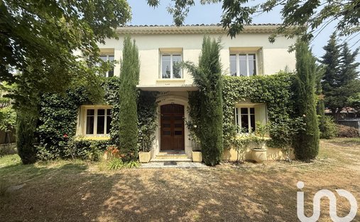 House in Rasteau, Provence-Alpes-Côte d'Azur, France 1