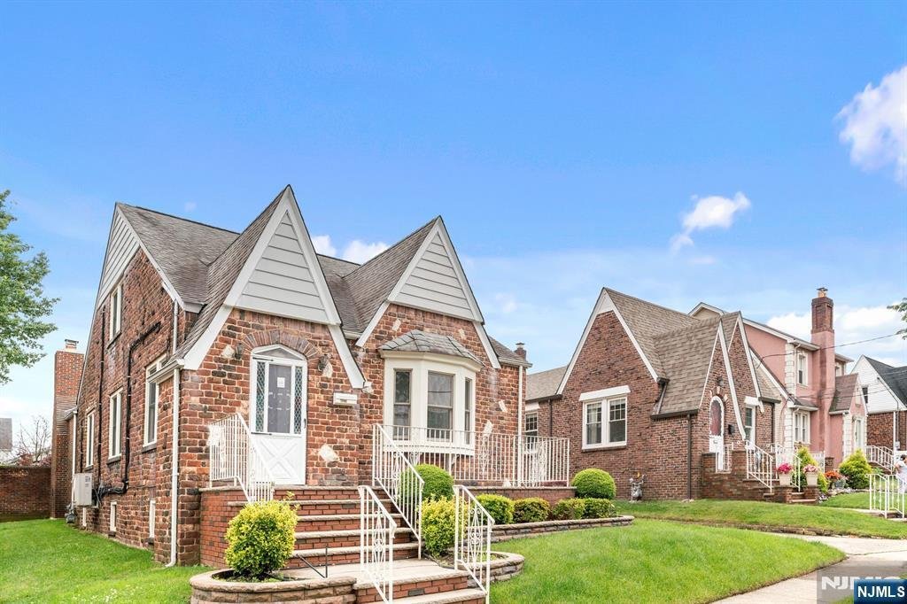 House in Union, New Jersey, United States 2 - 15770450