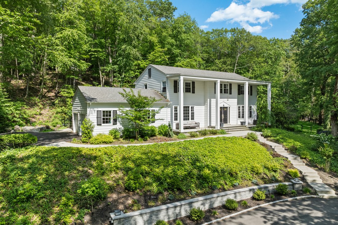 House in Laurel Hollow, New York, United States 2 - 15770116
