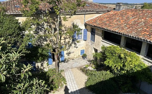 Haus in Villebois-Lavalette, Neu-Aquitanien, Frankreich 1
