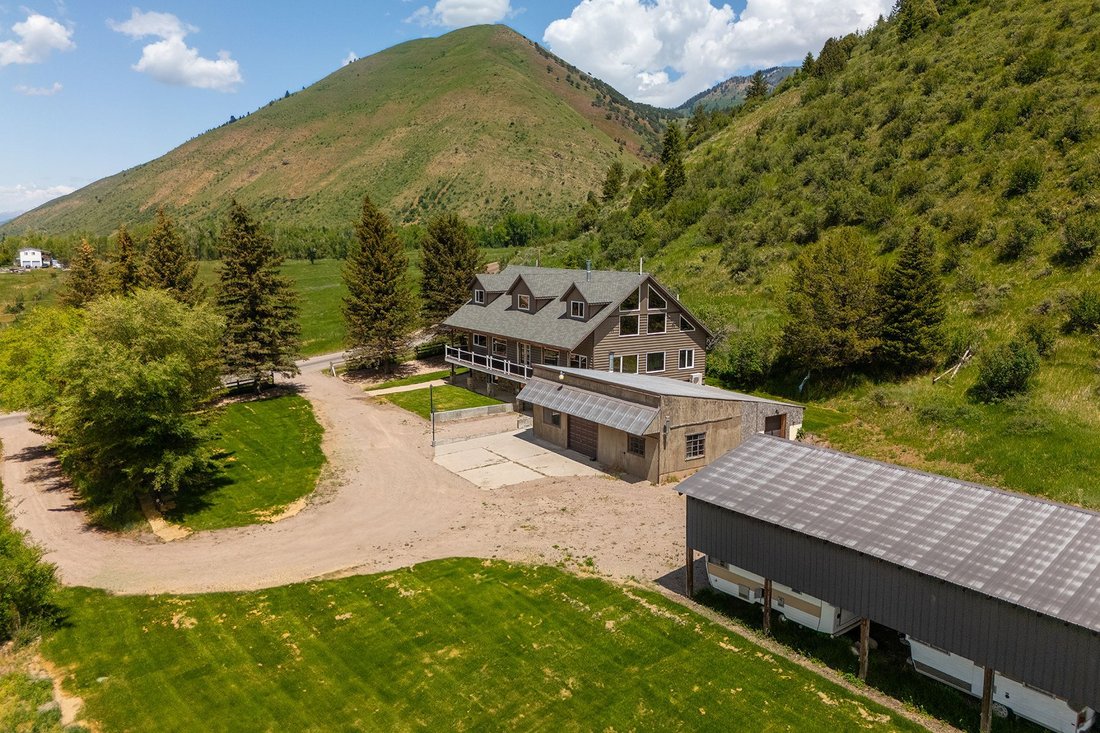 House in Afton, Wyoming, United States 2 - 15770353