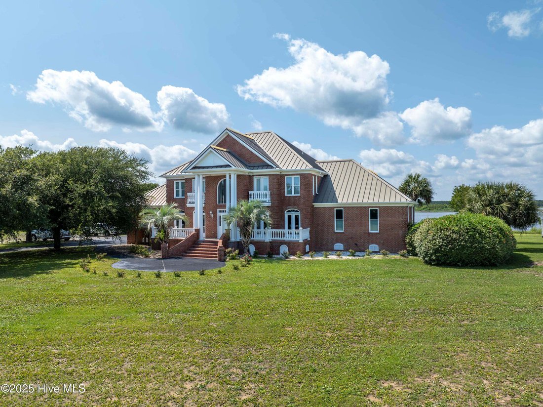 House in North Topsail Beach, North Carolina, United States 3 - 15771313