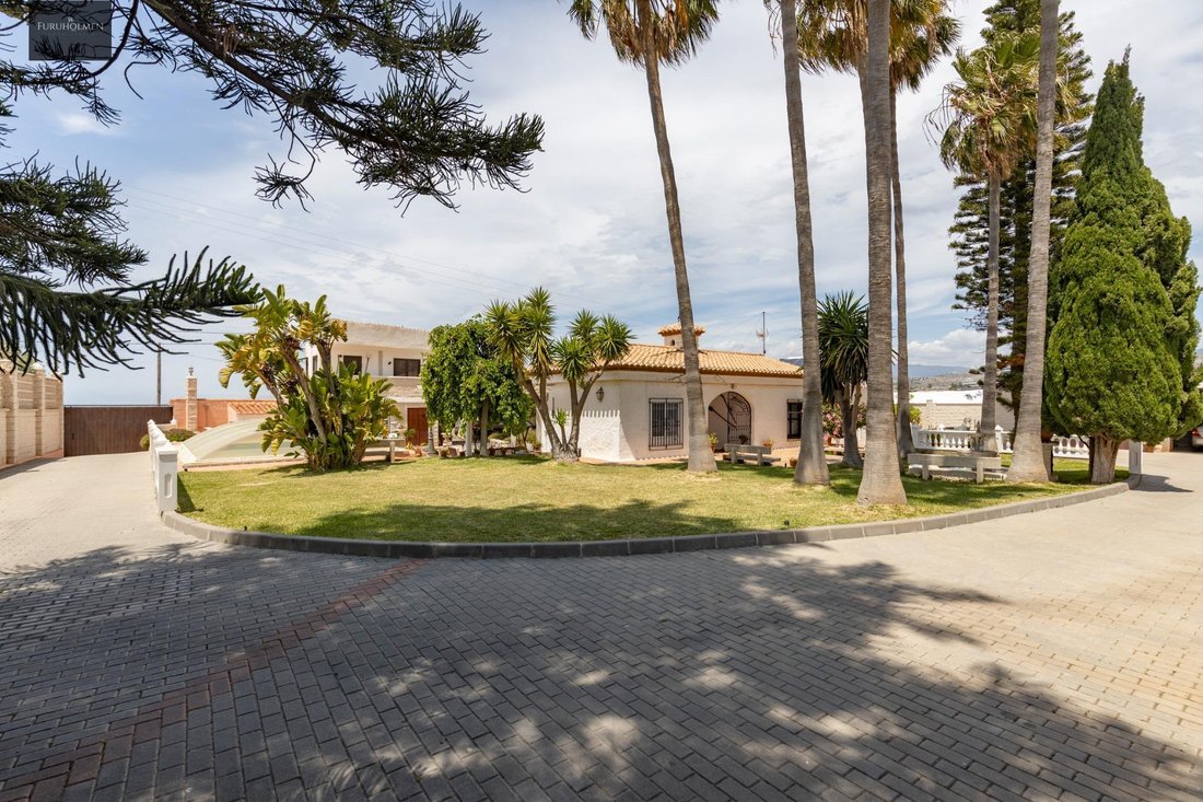 Villa in Motril, Andalusia, Spain 1 - 15772904
