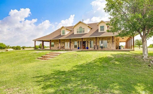 House in Christoval, Texas, United States 1