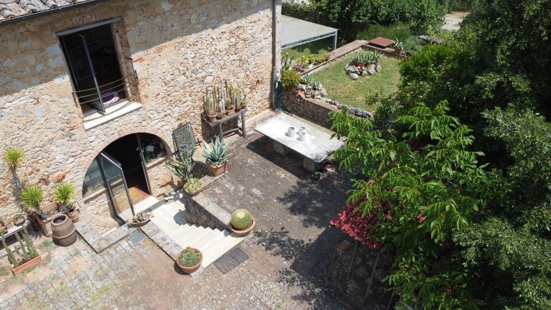 Farm Ranch in Siena, Tuscany, Italy 3 - 15771606