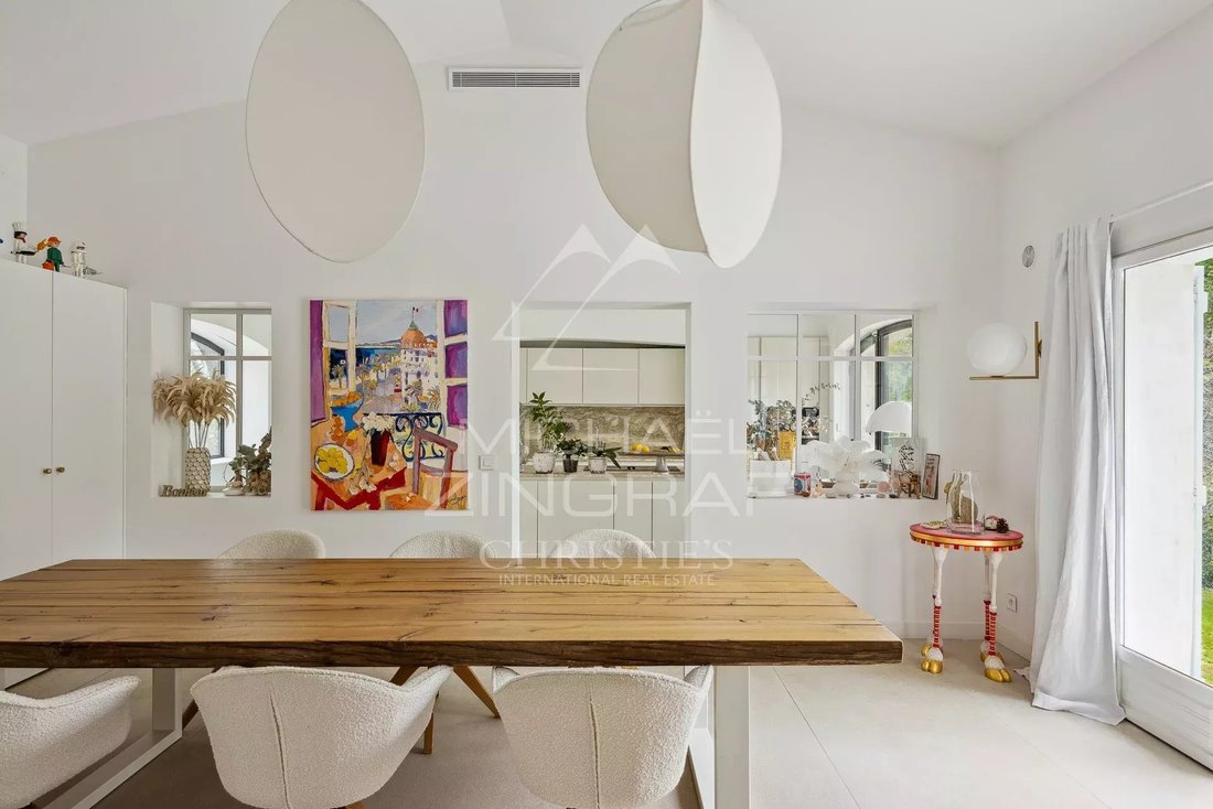 Villa in Valbonne, Provence-Alpes-Côte d'Azur, France 5 - 15770362