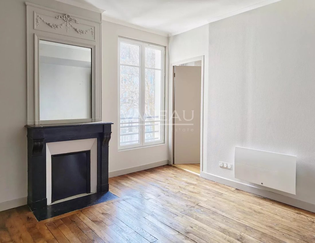 Apartment in Jean Moulin-Porte d'Orléans, Paris 14e Arrondissement, Paris 2 - 15689025