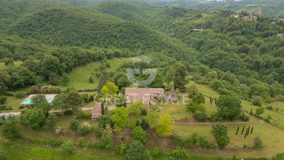 Estate in San Venanzo, Umbria, Italy 4 - 14498884