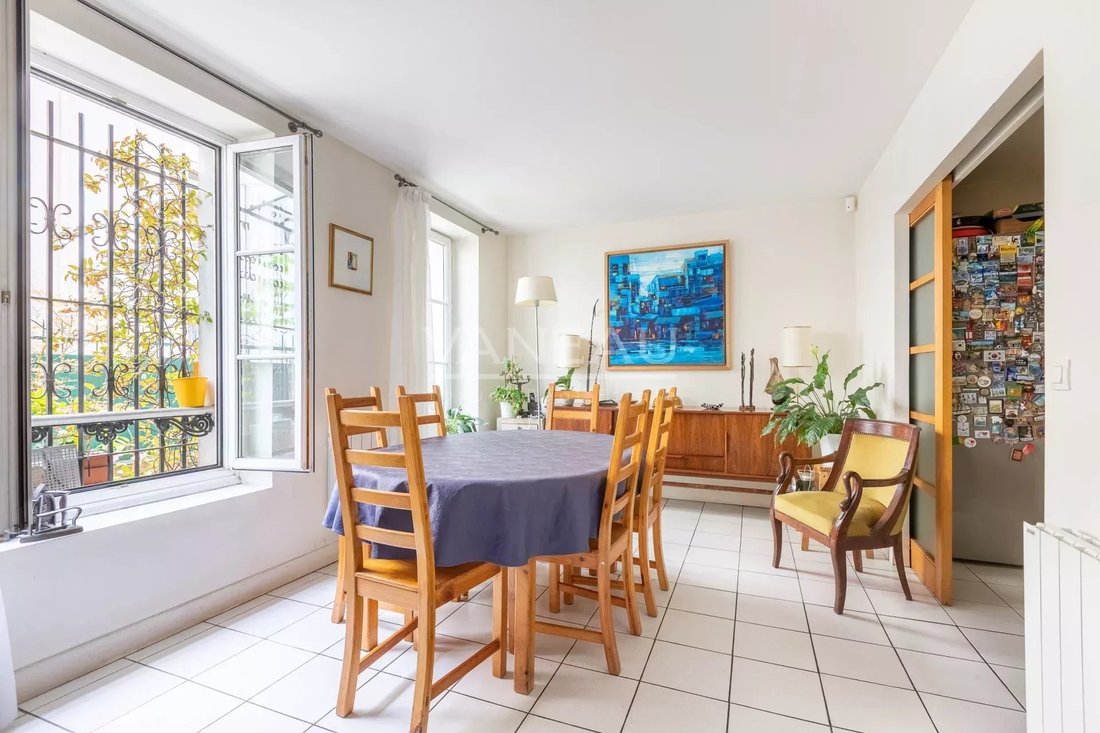House in Amiraux-Simplon-Poissonniers, Paris 18e Arrondissement, Paris 4 - 13387013