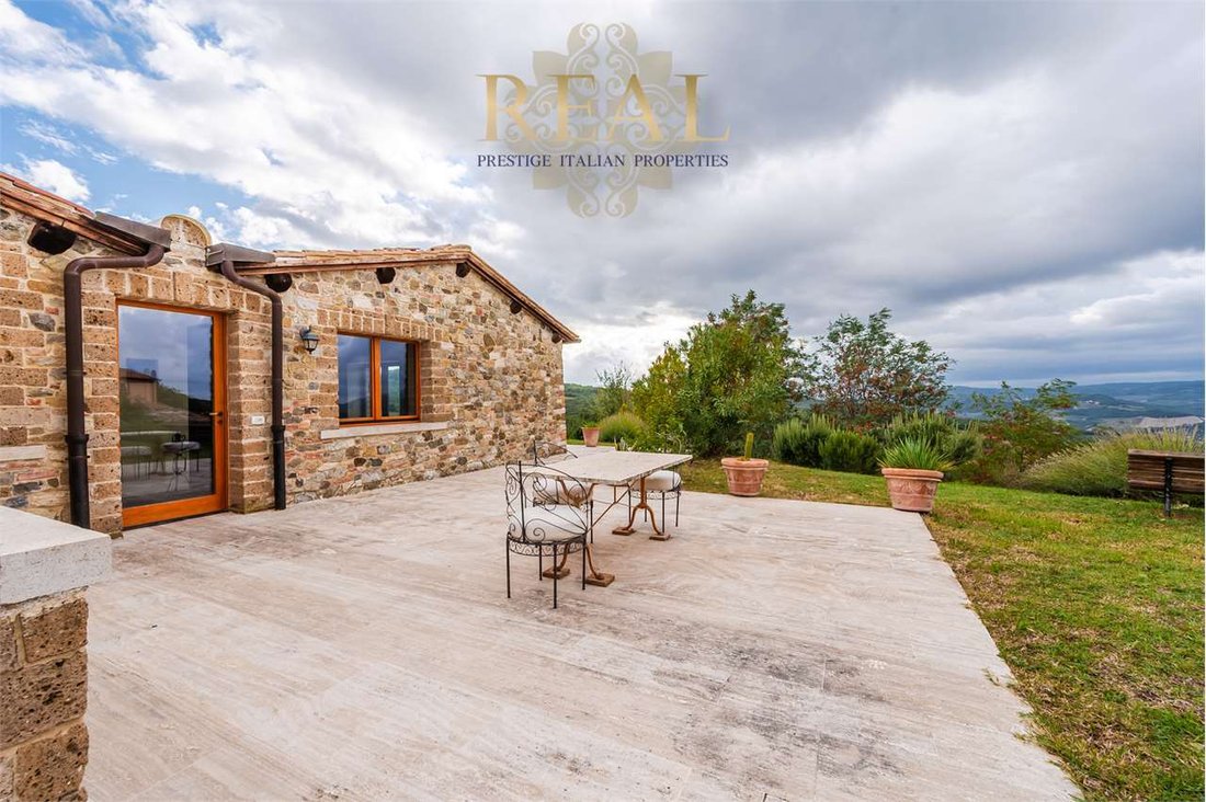 Villa in Castiglione d'Orcia, Tuscany, Italy 5 - 15771554