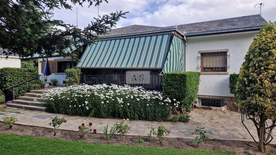 Chalet a El Escorial, Madrid, Spagna 2 - 15771284