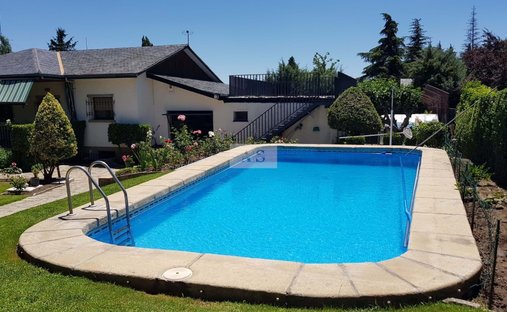Chalet a El Escorial, Madrid, Spagna 1