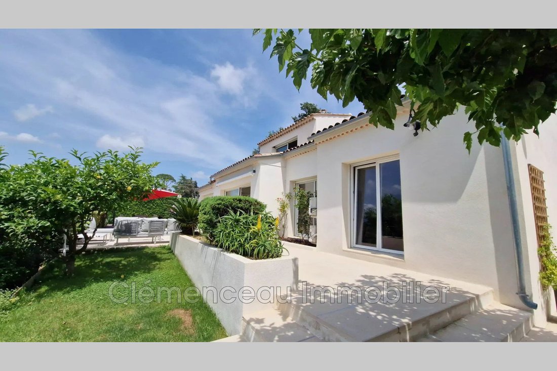 Villa in Centre du Village, La Colle-sur-Loup, France 1 - 15772153