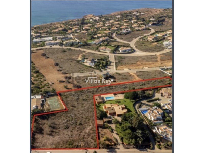 Land for sale in Lagos, Portugal — €2,150,000