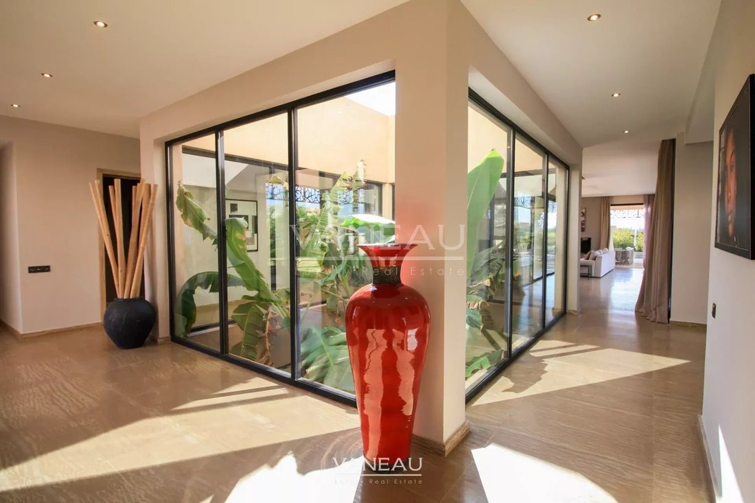 Villa in Annakhil, Marrakesh-Safi, Morocco 5 - 13782239