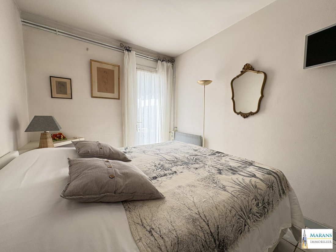 House in Marans, Nouvelle-Aquitaine, France 4 - 12983791