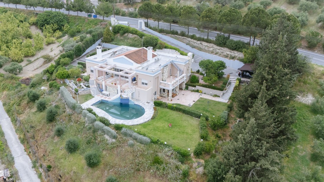 Villa in Community of Voute, Heraklion, Greece 1 - 15773947
