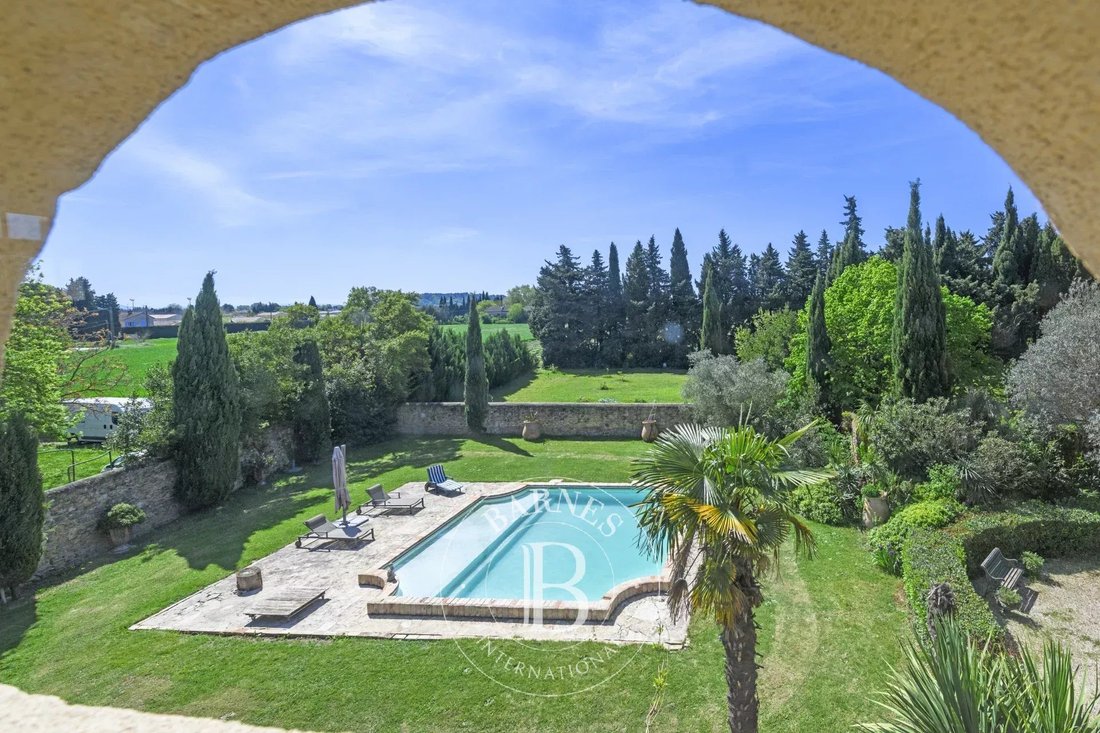 Country House in Orange, Provence-Alpes-Côte d'Azur, France 3 - 15774008