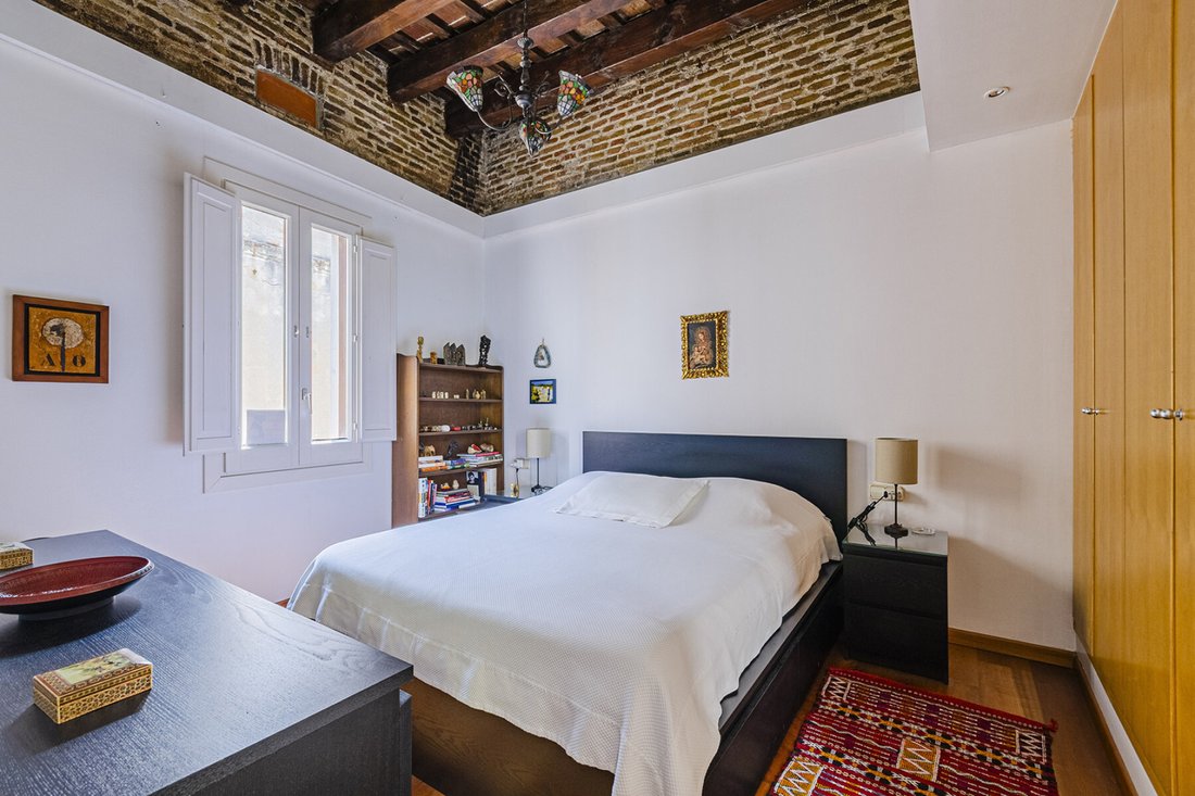 Apartment in Ciutat Vella, Barcelona, Spain 5 - 15773848