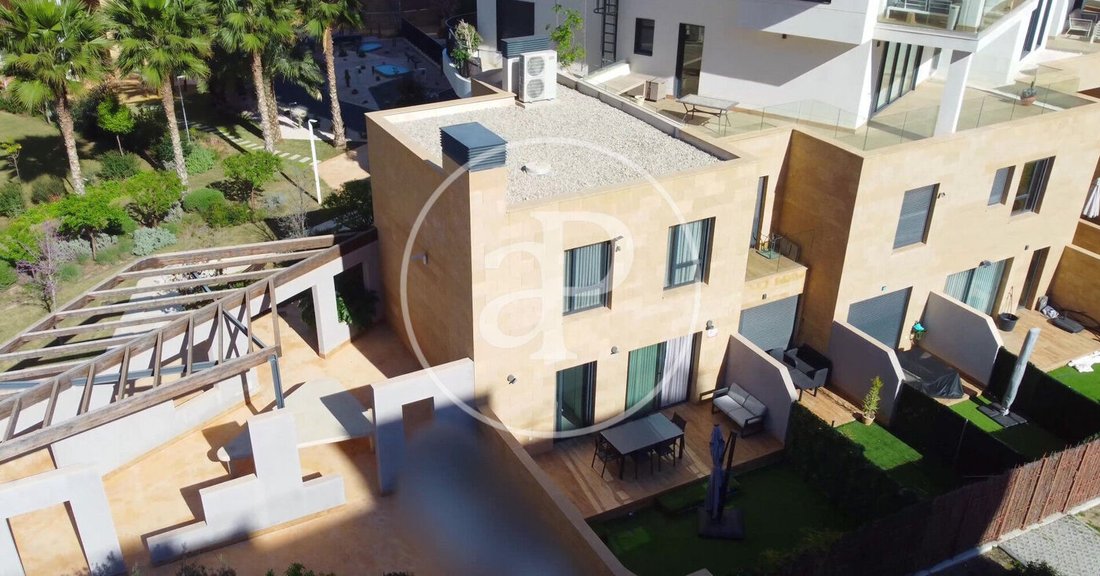 Villa in la Vila Joiosa / Villajoyosa, Valencian Community, Spain 5 - 15774425