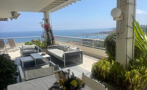 Apartment in Menton, Provence-Alpes-Côte d'Azur, France 1