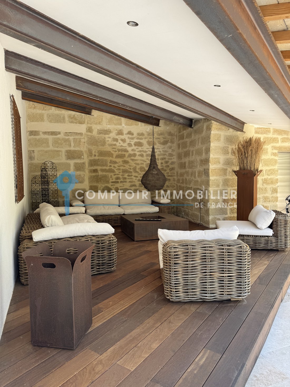 Altro a Aigues-Vives, Occitania, Francia 3 - 15336857