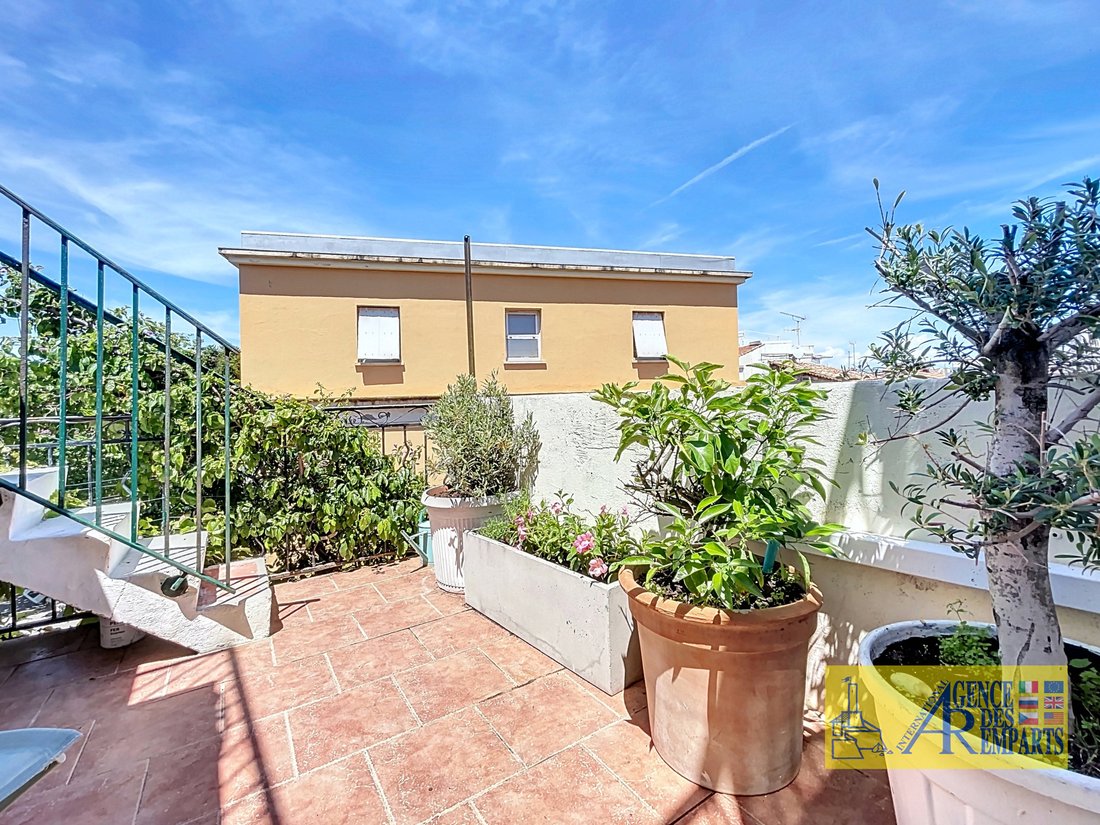 House in Vieille Ville, Antibes, France 4 - 15774736