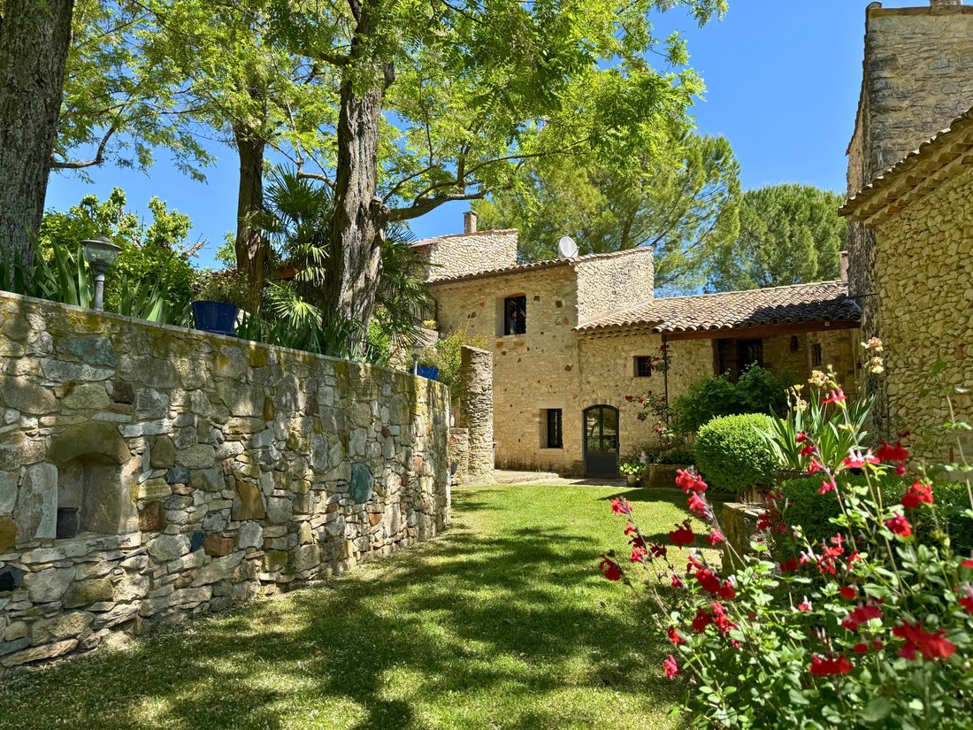 House in Saint-Michel-l'Observatoire, Provence-Alpes-Côte d'Azur, France 3 - 15774891