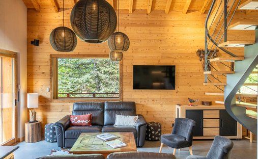 Chalet in La Clusaz, Auvergne-Rhône-Alpes, France 1