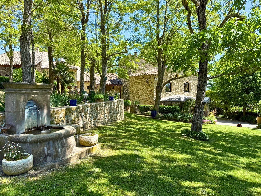 House in Saint-Michel-l'Observatoire, Provence-Alpes-Côte d'Azur, France 1 - 15774891