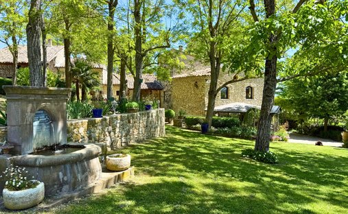 House in Saint-Michel-l'Observatoire, Provence-Alpes-Côte d'Azur, France 1